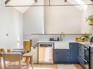 The Old Workshop - Cottage