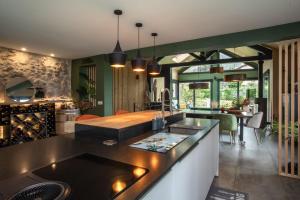 Appartements La Paradisiaque - Near Geneva, Pool, Calm & Mountain : photos des chambres
