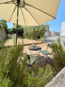 Appartements Casamea - Studio Jardin, Elegant, Clim, Renove : photos des chambres