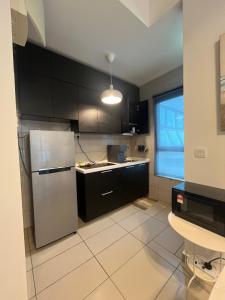IOI Retreat at Conezion near IOI City Mall-Free Netflix