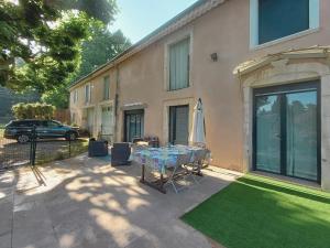 Maisons de vacances Mas de caractere de 150m2 en campagne : Maison 3 Chambres