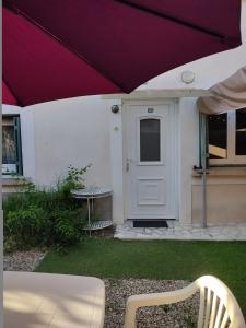 Maisons de vacances Une petite maison dans un quartier calme dans la zone verte proximite tous commerces : photos des chambres