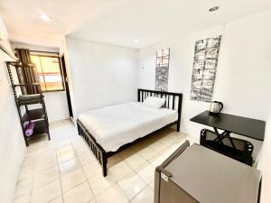 Patong Canal Villa R300