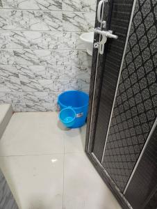 DYogi Rooms & Dormitory