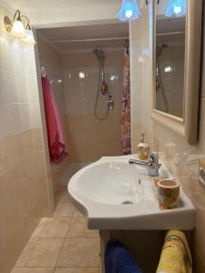 CASA con WI-FI NEL CENTRO STORICO A DUE PASSI DALLA SPIAGGIA