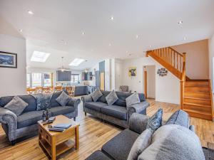 Cor Tarw - Uk12743