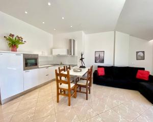 Lovely Rooftop Apartment