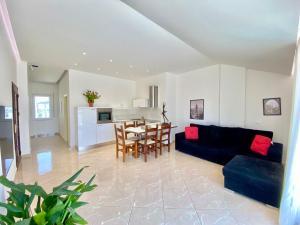 Lovely Rooftop Apartment