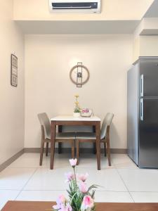 1BR Amazing View Condo in Uptown BGC by Terravista
