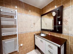 Appartements Casamea - Spacieux, Famille, Clim, Plage 15min : photos des chambres