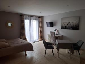 Appartements logement independant avec terrasse privative dans les Alpilles : Appartement 1 Chambre