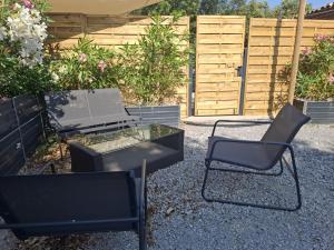 logement indépendant avec terrasse privative dans les Alpilles