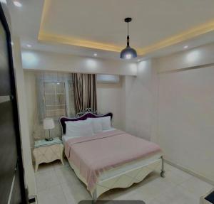 Luxurious Beachfront Apartment