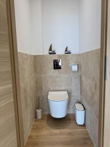 Domaine LUMISTELLA 2