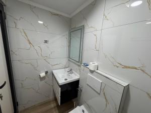 Apartment Toni Caca Ksamil