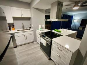 *Modern Bliss* Destin beach (3 Pools& Tennis)