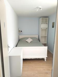 Maisons d'hotes Logement proche du Lac & Ocean, Parking : photos des chambres