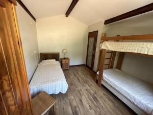 Maisons de vacances Maison Longarisse : photos des chambres