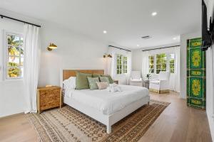 Moroccan Opulence 5 Minutes to Downtown & Beach