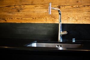 Chalets La Clusaz chalet Anthocyane 14 people, heated pool : photos des chambres