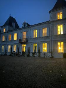 B&B / Chambres d'hotes Chateau Guirotte : photos des chambres