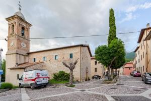 Filocase Pink Village House