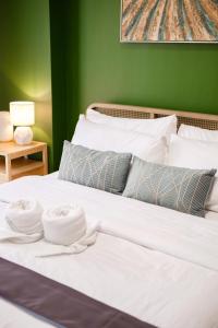 Ocuna Suite - NAIA Manila Airport