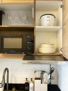 Fully Equipped Premium Suite in Quezon City