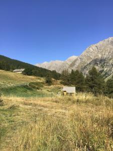 Chalets Petit chalet cosy a saint-Anne 04 : photos des chambres