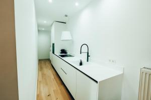 Dreamy Glyfada Apartment