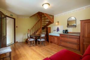 Hotels Chateau De Picomtal : photos des chambres