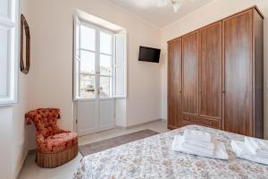 EXLUSIVE DOLCEVITA PALAZZO PICALFIERi