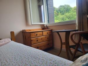 Sejours chez l'habitant Private Room-1 in HANNANA Apartment- 2 min walk To Tram 12 min to Nice train station 15 min to Massena Place : photos des chambres