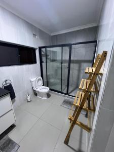 1 bed apartment with pool & gym