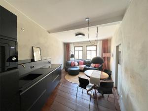 Große Wohnung in Marktnähe - 3hvězdičkové hotely ve městě Weißenfels