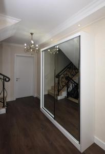 Modern 3-story private House