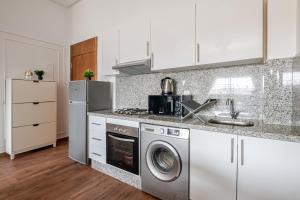 Cozy studio 5 min Casa port Parking Netflix