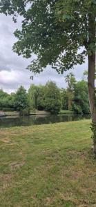 Campings L-echappee verte au bord de l-Eure : photos des chambres