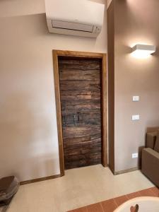 La Madonnina-house in the Bolano vineyard