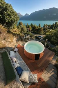 Villas Villa ACME 200 m du lac d-Annecy avec Jacuzzi : photos des chambres