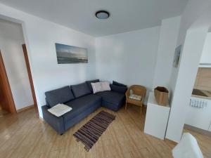 Apartment Liam with a pool