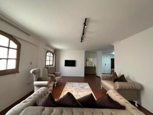 Cozy 2BR Apt in Prime 5th Settlement Location