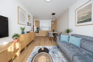 Central Bratislava Apt - Cozy Stay with Parking