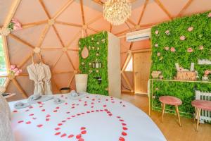 Appartements Le Nid d'Eliyah, suites avec jacuzzi 15min Disneyland Paris : photos des chambres
