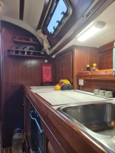 yacht 38