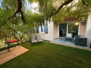 Appartements T2 40m2 Ollioules, la nature, a 10 mins des plages : photos des chambres