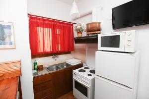 Skiathos House