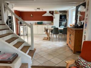 Maisons de vacances cosy house with garden near city center : photos des chambres