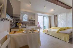 Apartments in Crikvenica 5426