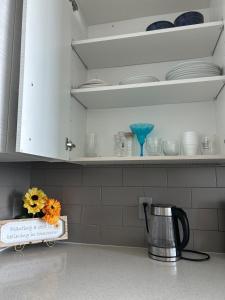 Elegant City Escape ,Steps to Hotspots